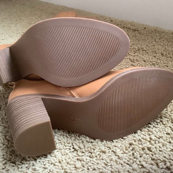 New Universal Thread light brown knee high boots - Picture 12 of 13